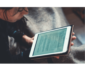 blue light from computers and phones interferes with sleepiness